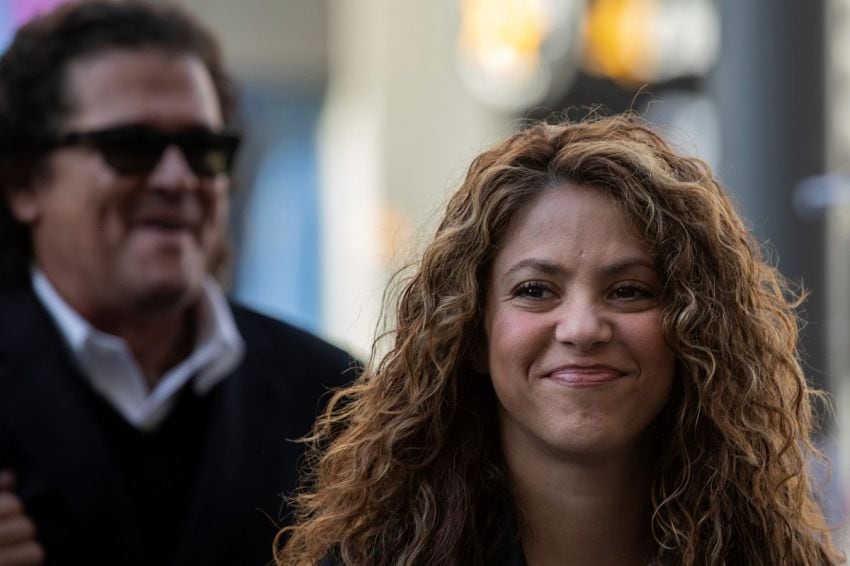 
Shakira ratificó que nunca escuchó el tema de 1997 "Yo te quiero tanto". | AP
   