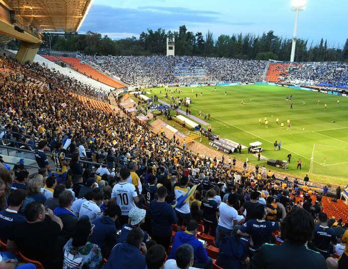 
Digno de final. Desde temprano se vivió un clima impresionante. | Marcelo Rolland y José Gutiérrez / Los Andes
   