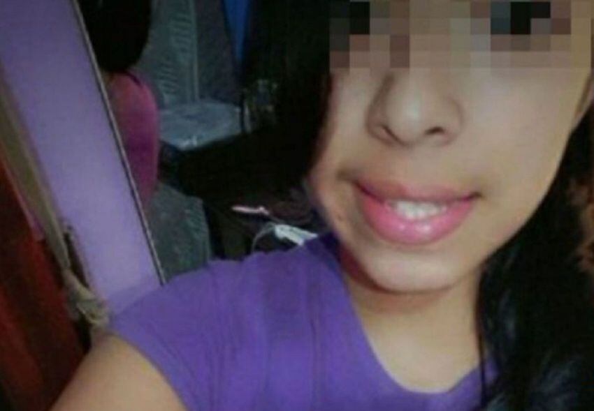 
Xiomara Méndez (15) fue hallada sin vida en el asiento trasero de un auto tras ser raptada. | Gentileza / TN
   