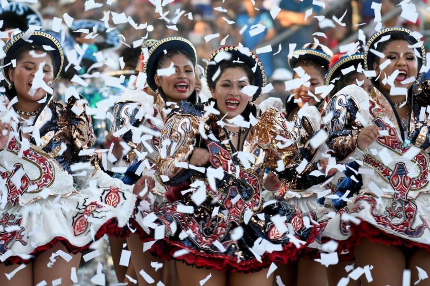 
    Los Caporales pusieron todo el ritmo y alegría en cada baile Foto: Claudio Gutiérrez / Los Andes
   