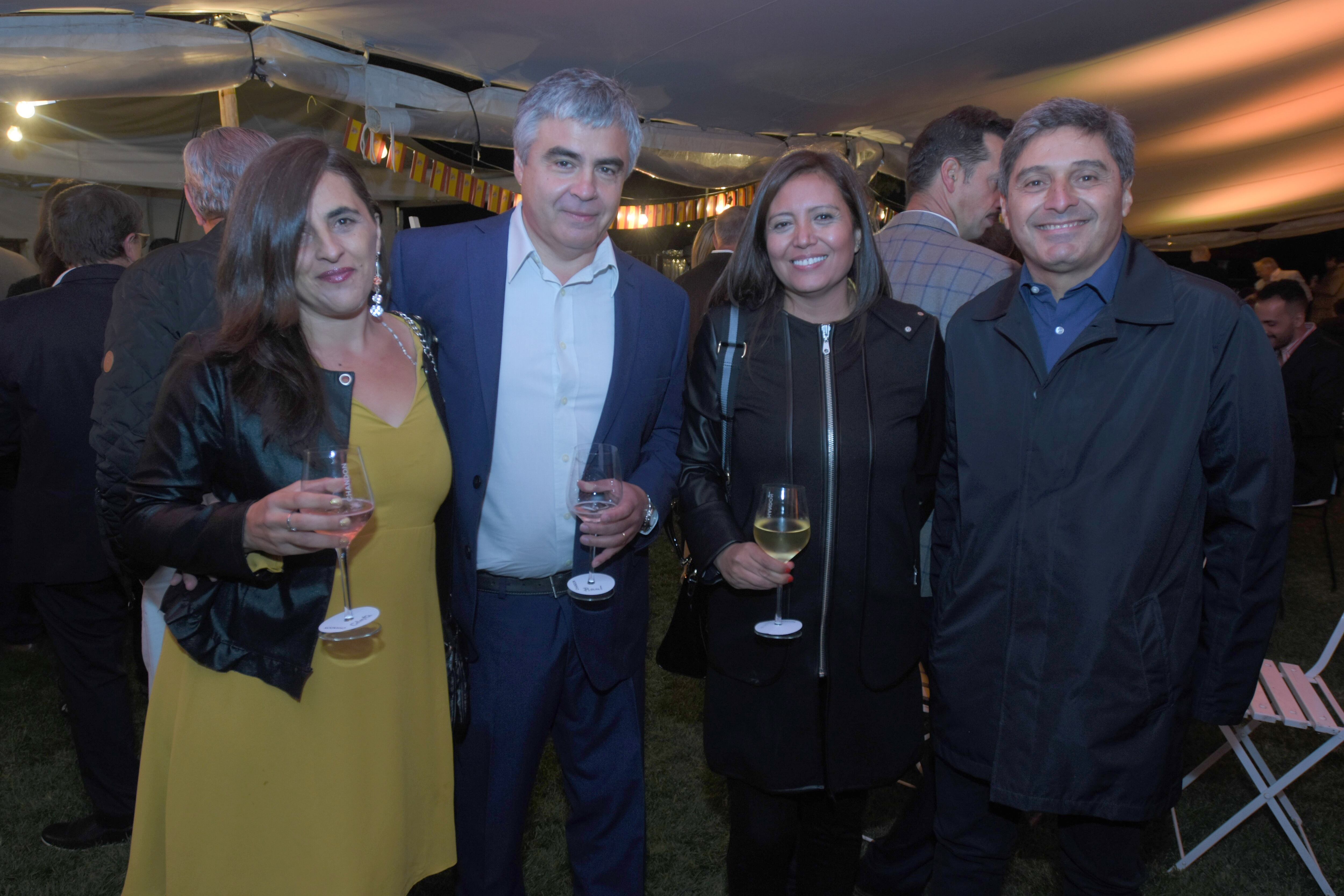 En la foto: Celeste Polidori, Raul Pedone, Cintia Vargas y Alejandro Diumenjo
Foto: Nicolás Rios / Los Andes