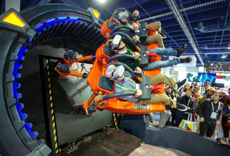 
    Velocidad máxima. El Hyundai Elevate, otra de las grandes atracciones de la muestra.
   