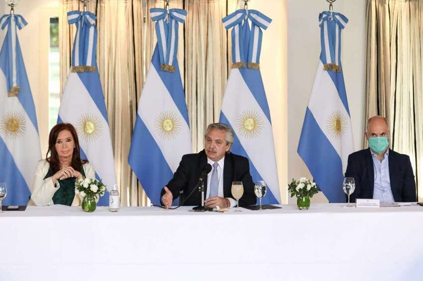 
    CFK, Fernández y Larreta, en una foto de equilibrio político. Presidencia.
   