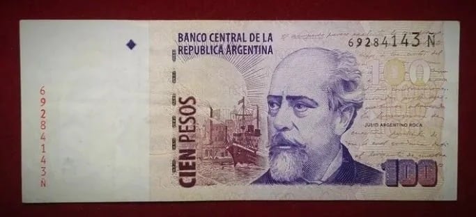 Este billete de 100 pesos vale millones de pesos para los coleccionistas.