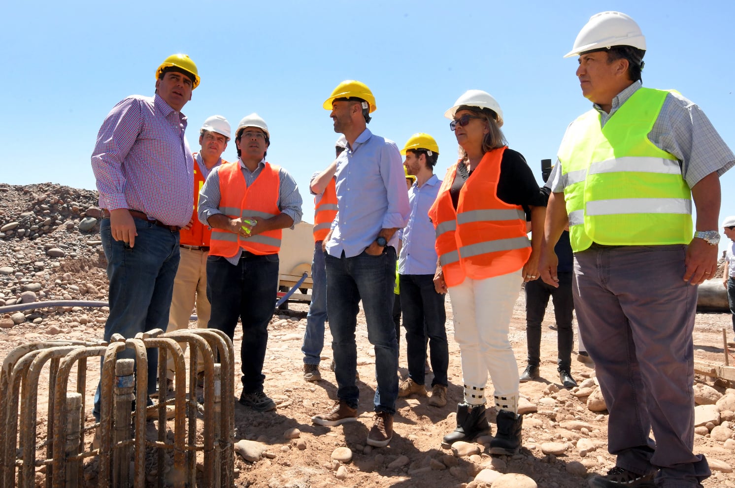 Patricia Gutiérrez en una recorrida por la Variante Palmira. 