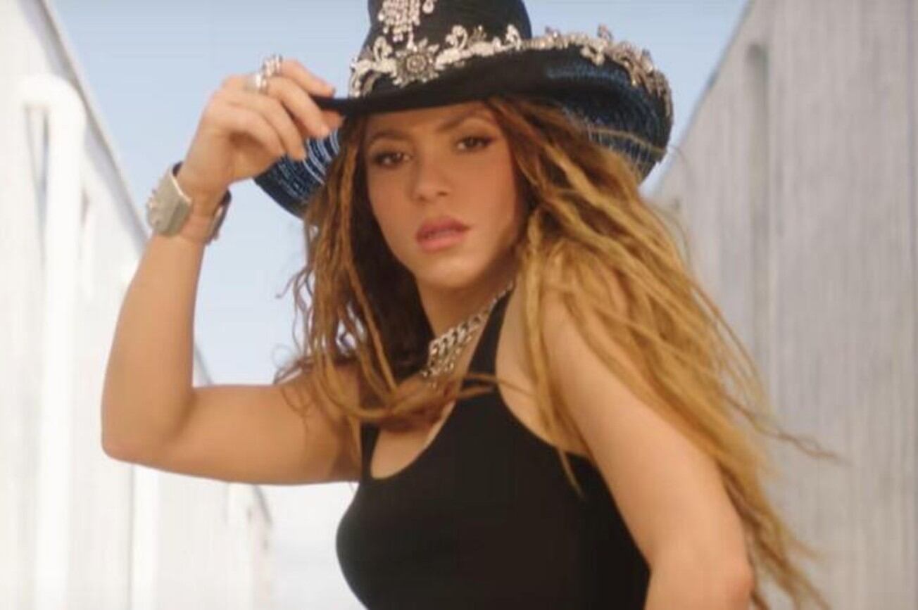 Shakira grabó un corrido con Fuerza regida (Captura de pantalla)