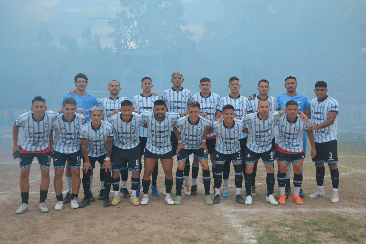 10 de Diciembre 2023  Argentino vs Fadep

Gran final del Clausura de la Liga Mendocina, Argentino vs FADEP
Foto Cristian Guzzo /  Los Andes
