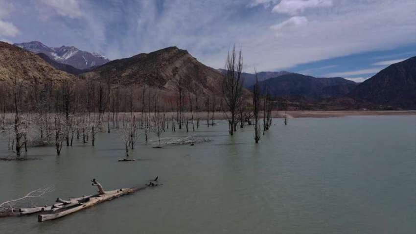 
Lago de Potrerillos | Claudio Gutiérrez / Los Andes
   