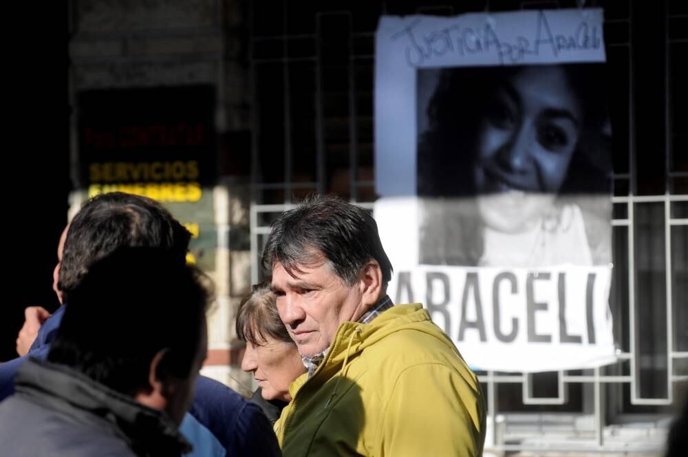 Dolorosa despedida a Araceli Fulles