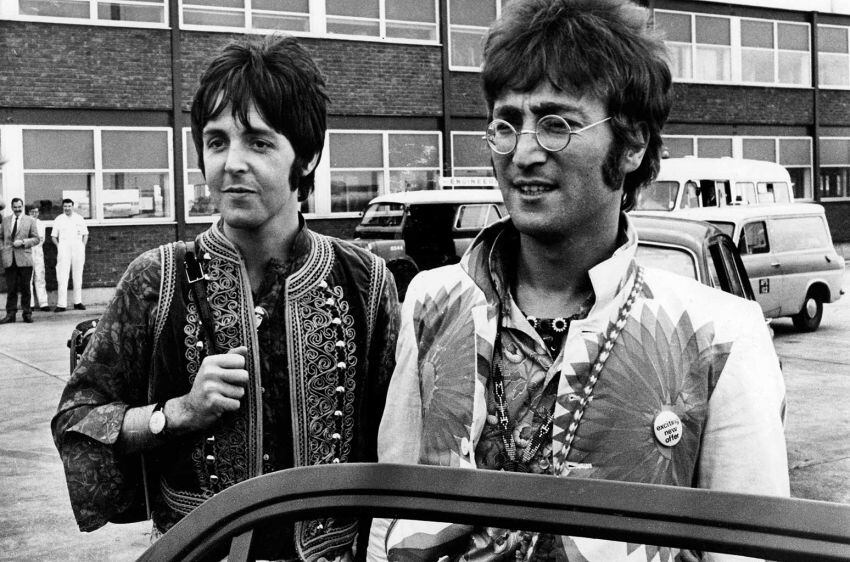 La emocionante "selfie" de los hijos de John Lennon y Paul McCartney