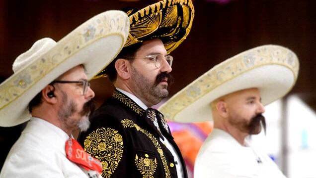 Damián Betular y sus desopilantes chistes en la noche homenaje a México que hicieron en "Masterchef Celebrity 3"