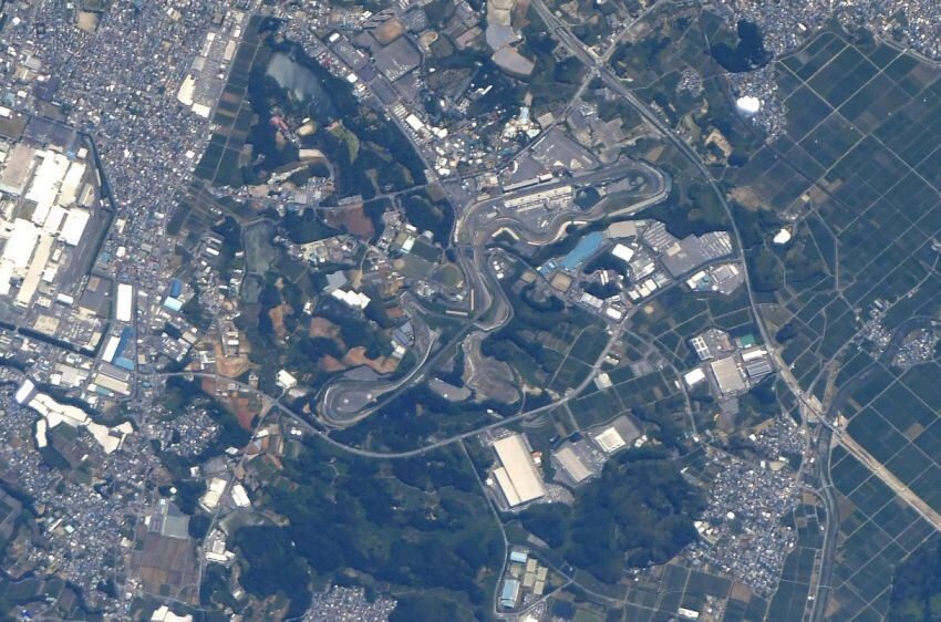 
Circuitos de F1 desde el espacio | Suzuka
   