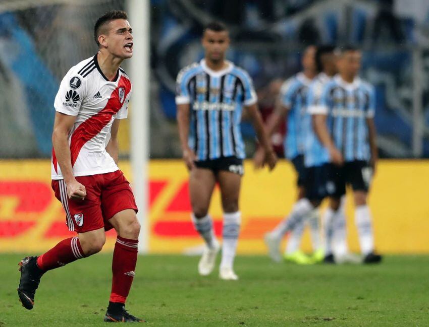 
Foto: AP | Rafael Borré celebra el gol del empate de River
   