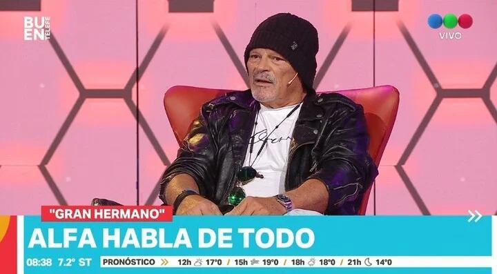 Alfa en el piso de "Buen Telefe", el noticiero matutino del canal que emite "Gran Hermano". Foto Captura: Telefe