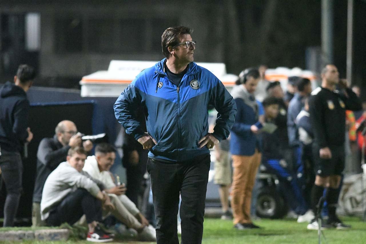 Fútbol Primera Nacional, Independiente Rivadavia vs. Atlético Rafaela en el estadio Bautista Gargantini
Alfredo Berti D.T. de Independiente Rivadavia
Foto: José Gutierrez / Los Andes 

