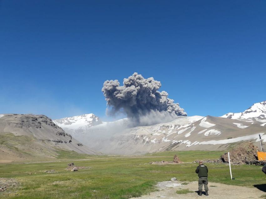 Fotos y videos: volcán Peteroa 