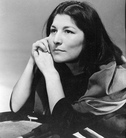 Mercedes Sosa con 25 años, en 1960. Foto: Anne Marie Heinrich