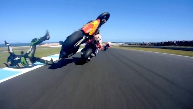 
Johann Zarco | Maverick Viñales consiguió el triunfo en el Gran Premio de Australia. Lo acompañaron en el podio Andrea Iannone y Andrea Dovizioso.
   