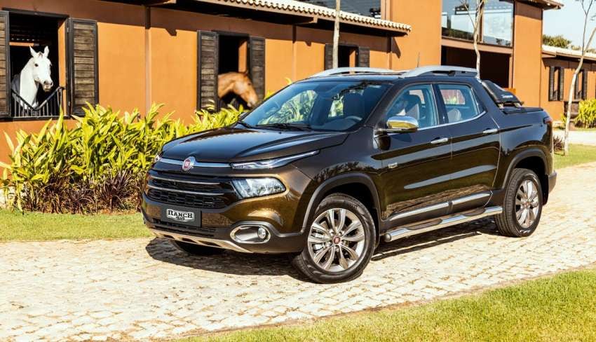 
    Fiat Toro Ranch. Acaba de lanzarse en nuestro mercado y es la versión tope de gama de esta pickup urbana. Con accesorios y detalles estéticos exclusivos.
   