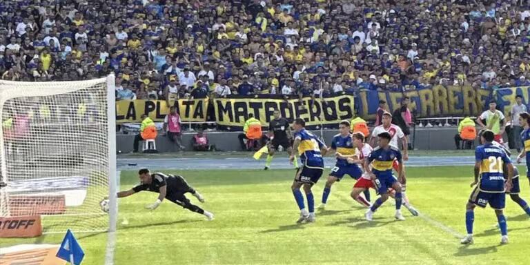 La otra perspectiva del gol de River anulado.