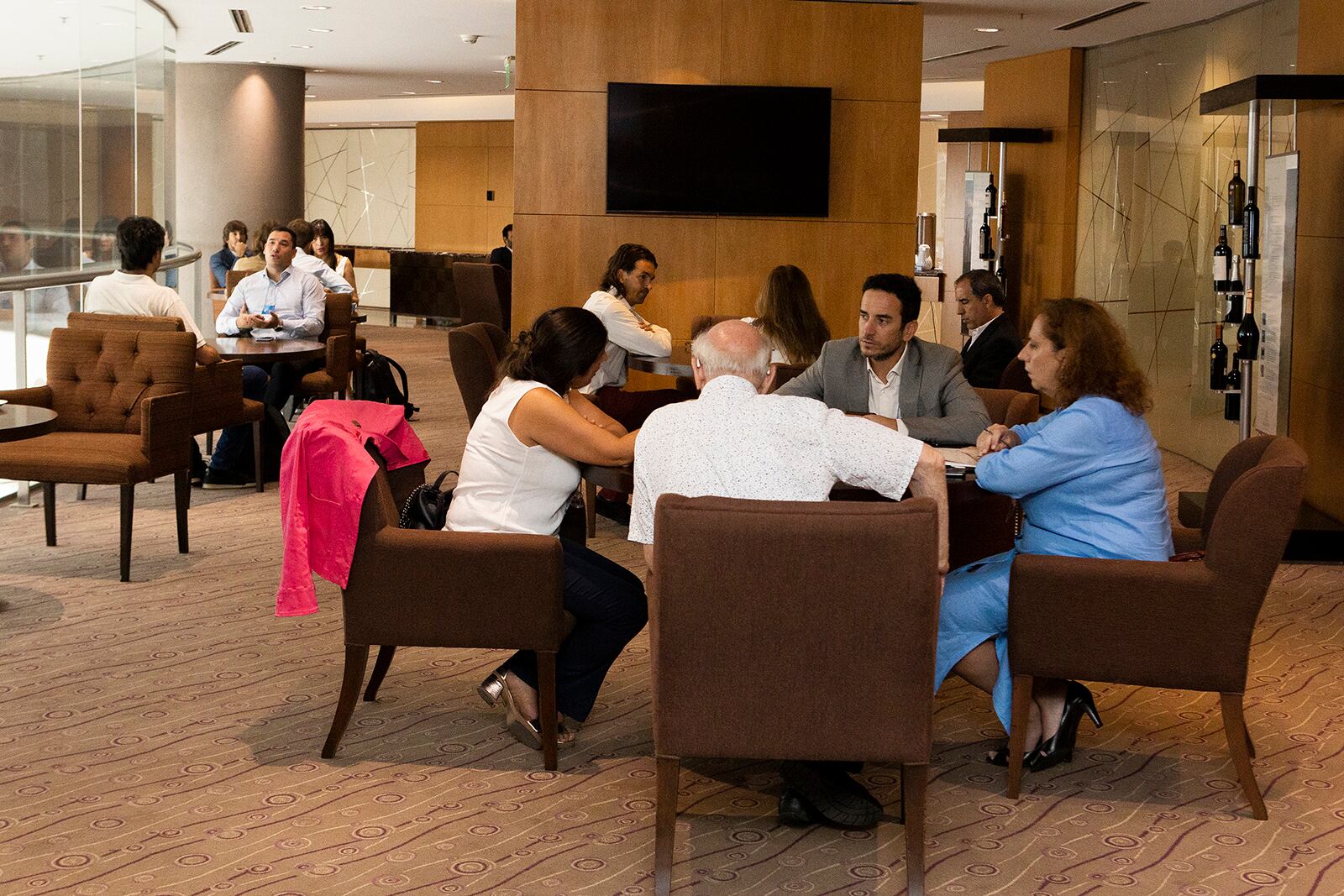 Reuniones B2B, una de las formas de vinculación de negocios dentro del Foro de Inversiones. Foto: Gentileza