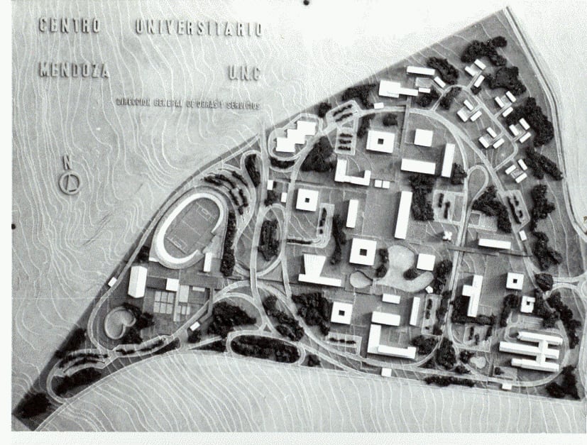 Maqueta inicial del proyecto del Centro Universitario (1966). Fuente: Centro de Documentación Histórica Edmundo Correas (UNCUYO)