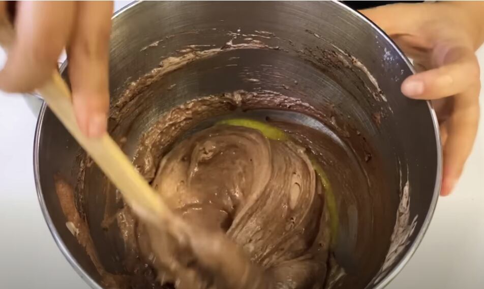 Paso a paso para hacer esta súper torta de chocolate