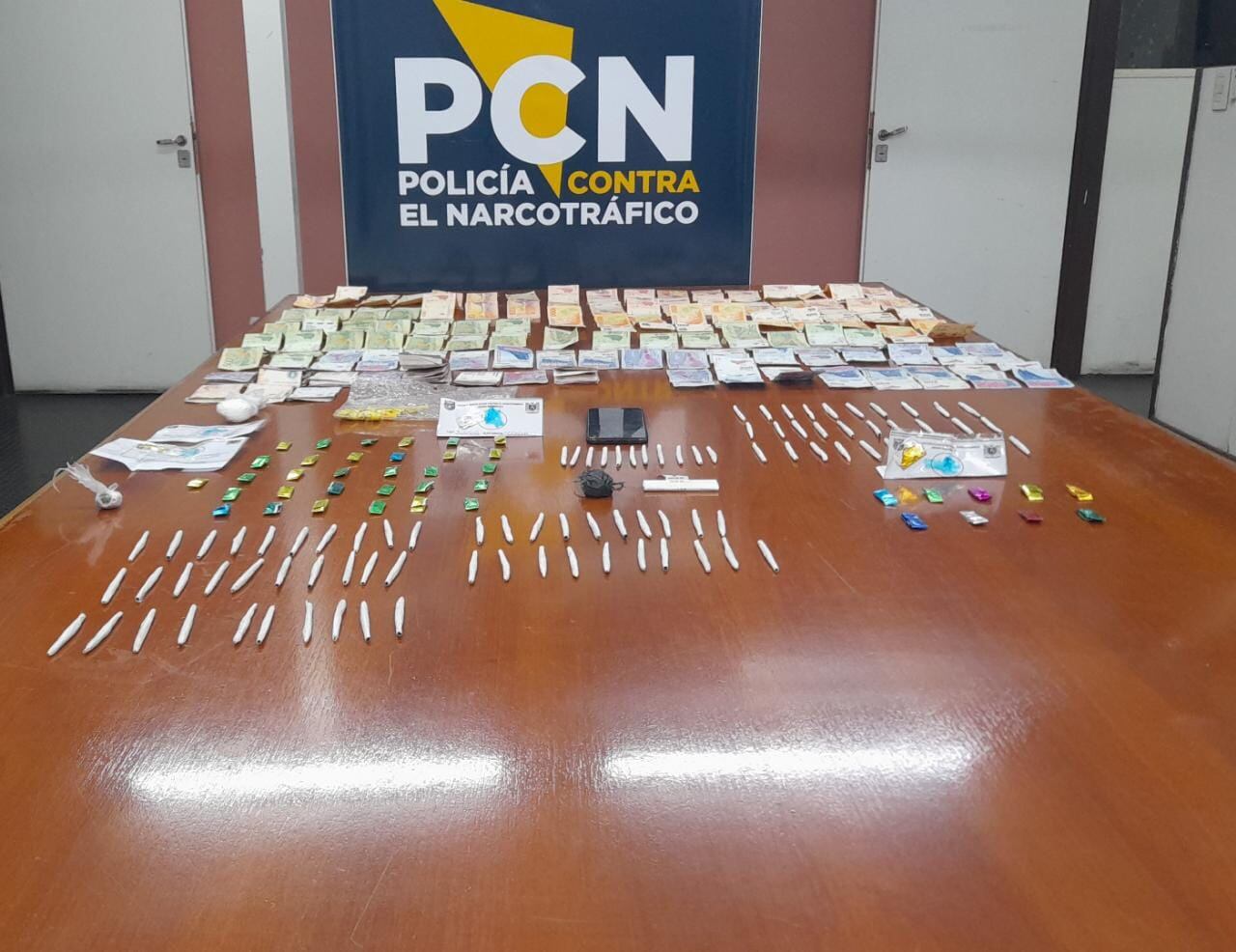 El secuestro realizado en el barrio Lihué, donde desactivaron un kiosco de droga. | Foto: Ministerio de Seguridad.