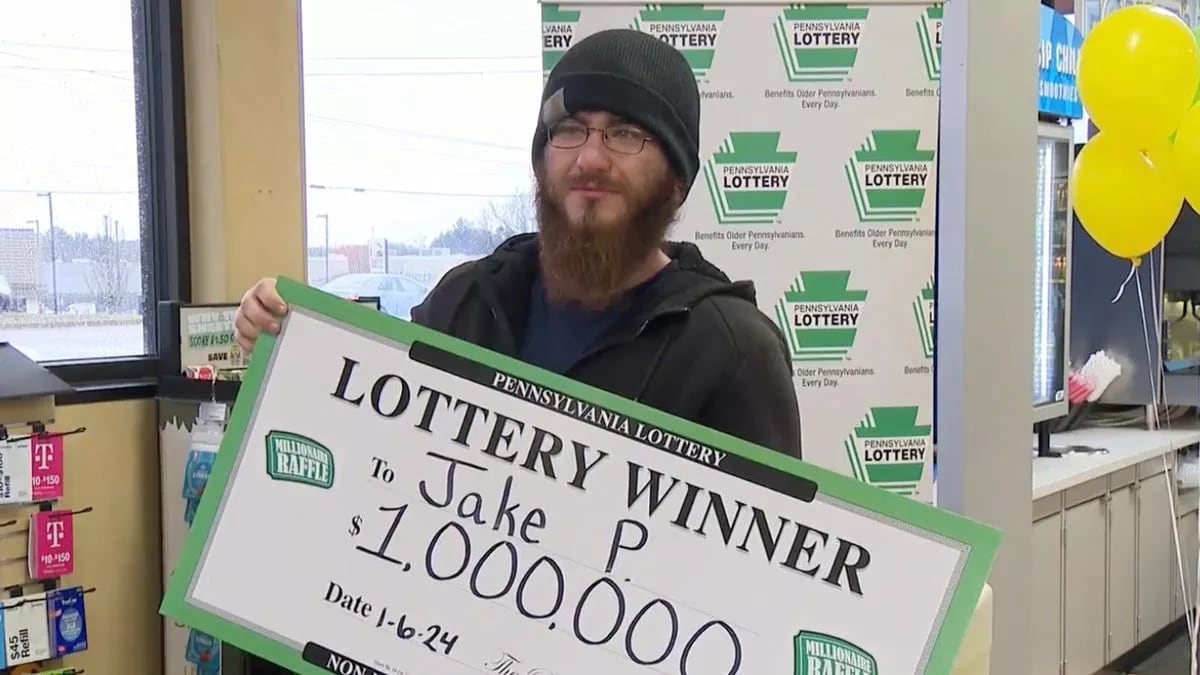 Jake Parkinson ganó un millón de dólares en la lotería - Foto The Mirror Us