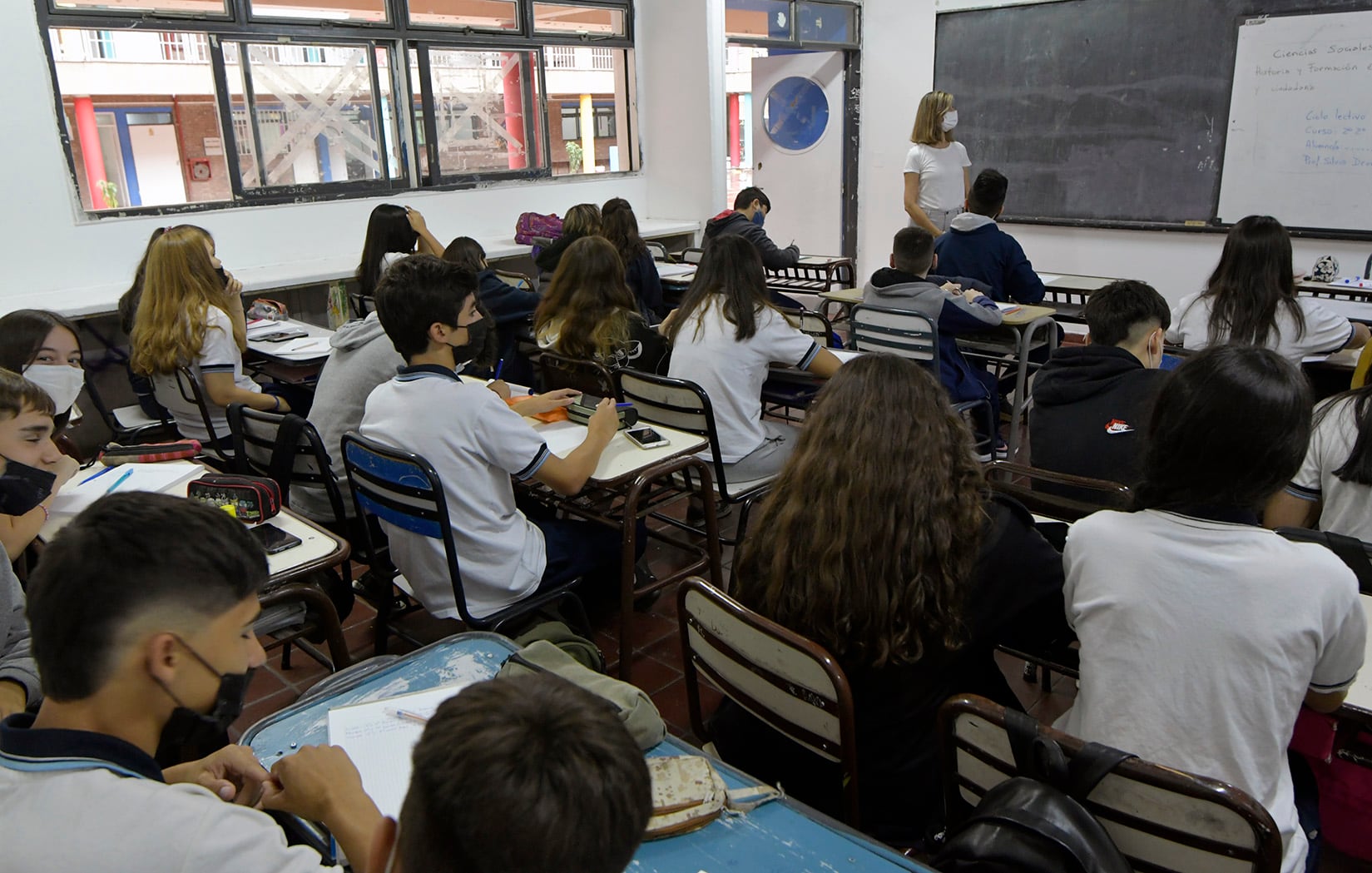 Perczyk aseguró que el 2 de marzo el inicio del ciclo lectivo será con presencialidad plena. Foto: Orlando Pelichotti/ Los Andes 