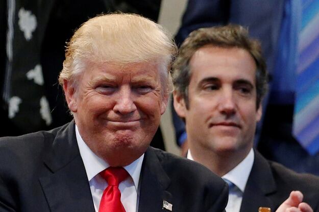 Donald Trump junto a su ex abogado Michael Cohen.