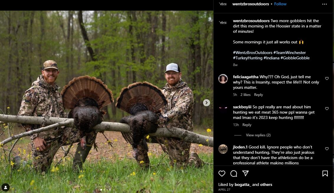 Junto a su hermano, Zach, el futbolista acostumbra a cazar y dar muerte a diferentes tipos de animales en los bosques del hemisferio norte. Foto: wentzbrosoutdoors / Instagram