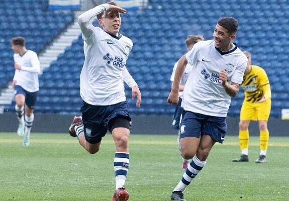 Felipe Rodriguez Gentile desplega su magia en el Preston North End