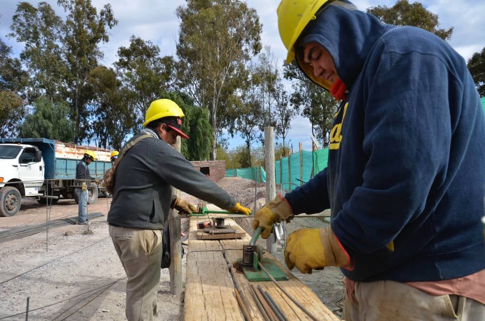 Subió 13% la construcción y 5,1% la actividad industrial