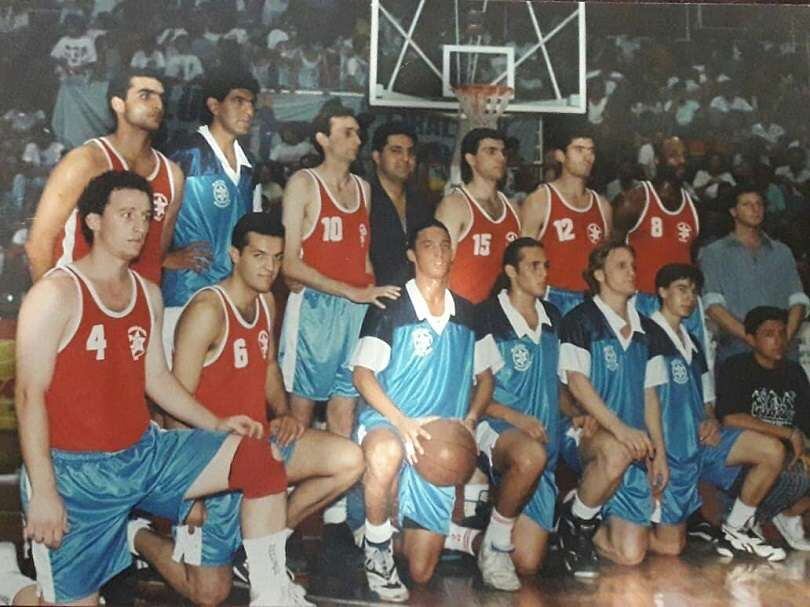 
    Macabi campeón anual 1993.
   