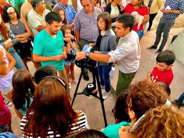 
Habrá 5 centros de interpretación: Manzano Histórico, Laguna del Diamante, La Payunia. Divisadero Largo y Bosques Teltecas. | Foto: Gobierno de Mendoza
   