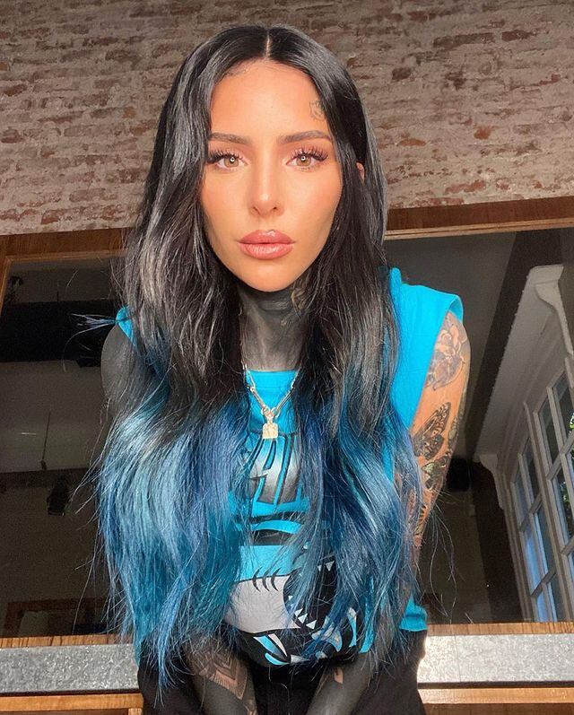 Cande Tinelli se animó a un colorido cambio de look y lo mostró en Instagram