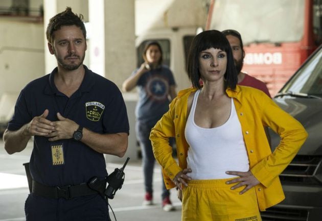 
Benjamín Vicuña junto a la actriz Najwa Nimri, que interpreta a Zulema en la ficción.
