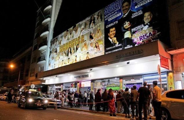 Los empresarios y trabajadores de teatro de Mar del plata, entre quienes se oponen al cierre.