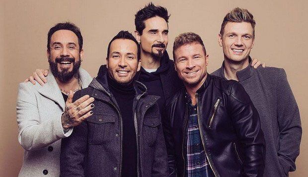 
    Backstreets Boys. Una de las nominaciones más aclamadas por su sencillo “Don’t Go Breaking My Heart”.
   