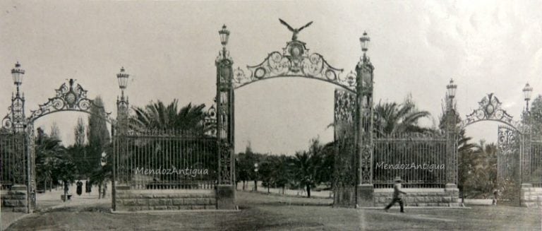 En 1896 se inauguró el Parque del Oeste, actual San Martín. 