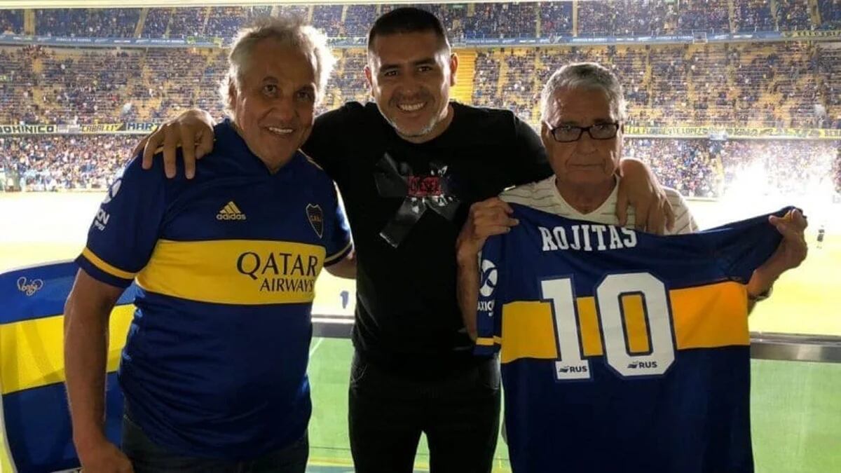 "Beto" Márcico junto a Román Riquelme y Ángel Rojas. 