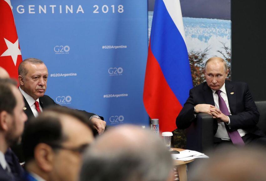 
Foto: AFP | El presidente de Turquía, Recep Tayyip Erdogan y el presidente de Rusia, Vladimir Putin durante una reunión bilateral.
   