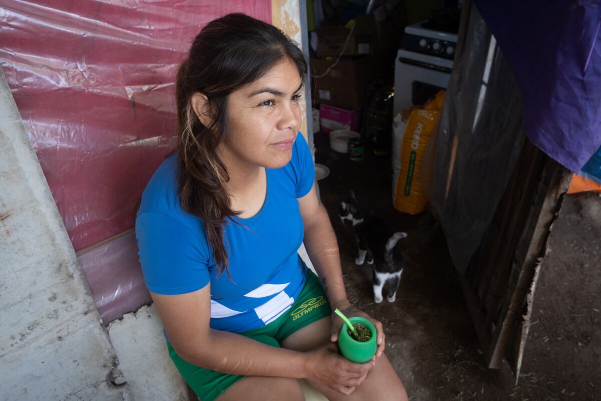 Yésica Marcos, campeona mundial de boxeo peso supergallo de la AMB y OMB. Pasó de llenar estadios y conocer la gloria del boxeo a no tener nada. Foto: Ignacio Blanco / Los Andes