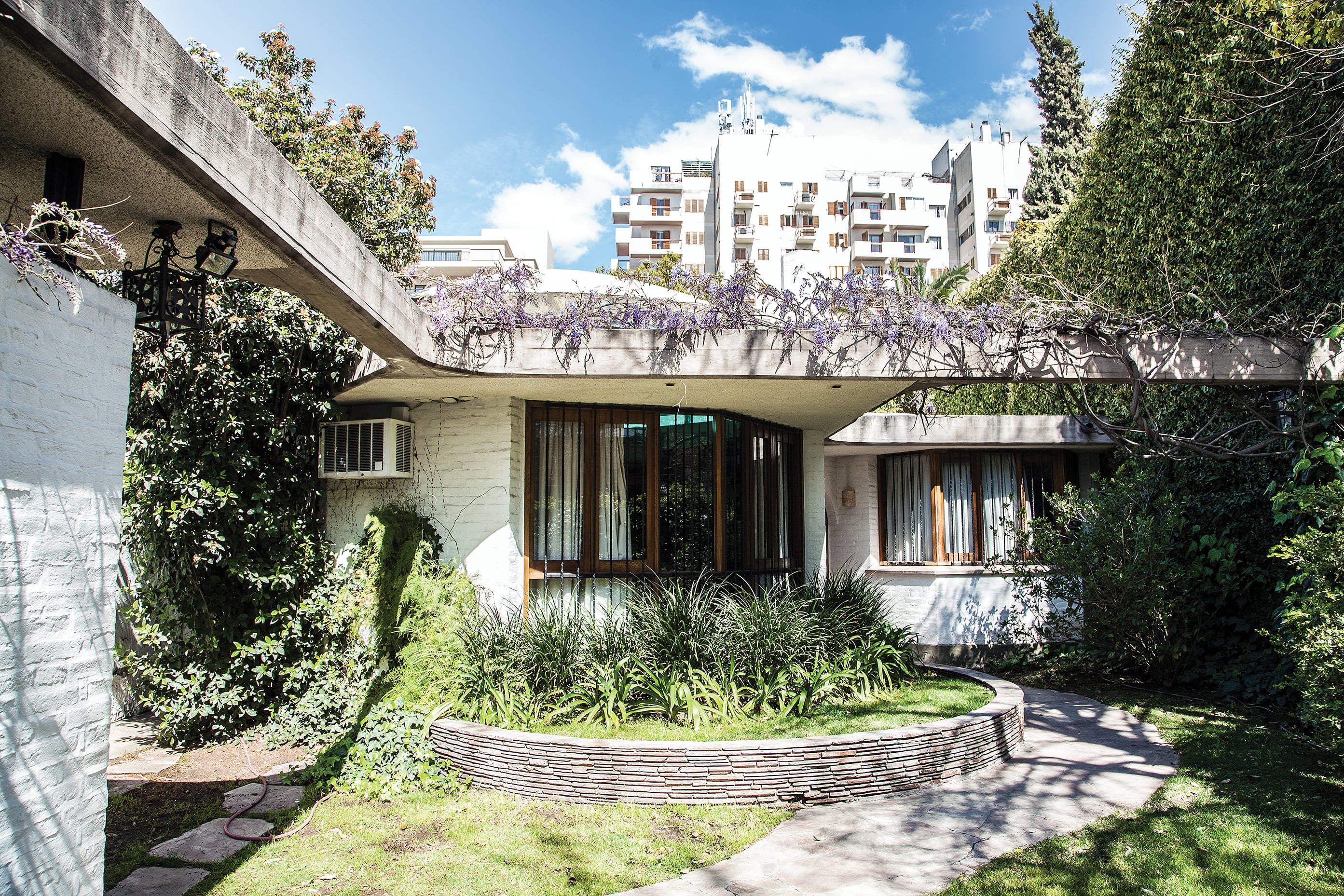 La Casa Boccia, ubicada en la Quinta Sección, es patrimonio arquitectónico provincial y fue diseñada por Casnati.