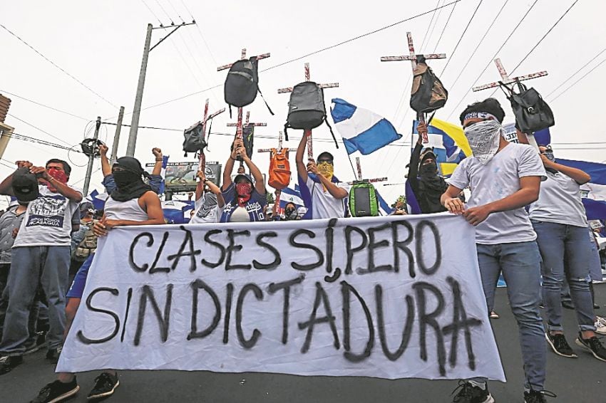 
    Manifestaciones. No cesan desde abril de este año.
   