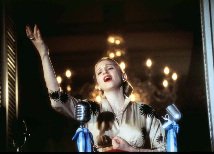 
Madonna se vistió de Evita para un filme dirigido por Alan Parker | Clarín
   