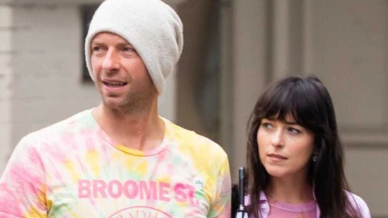 Chris Martin y Dakota Johnson mantenían un bajo perfil. 