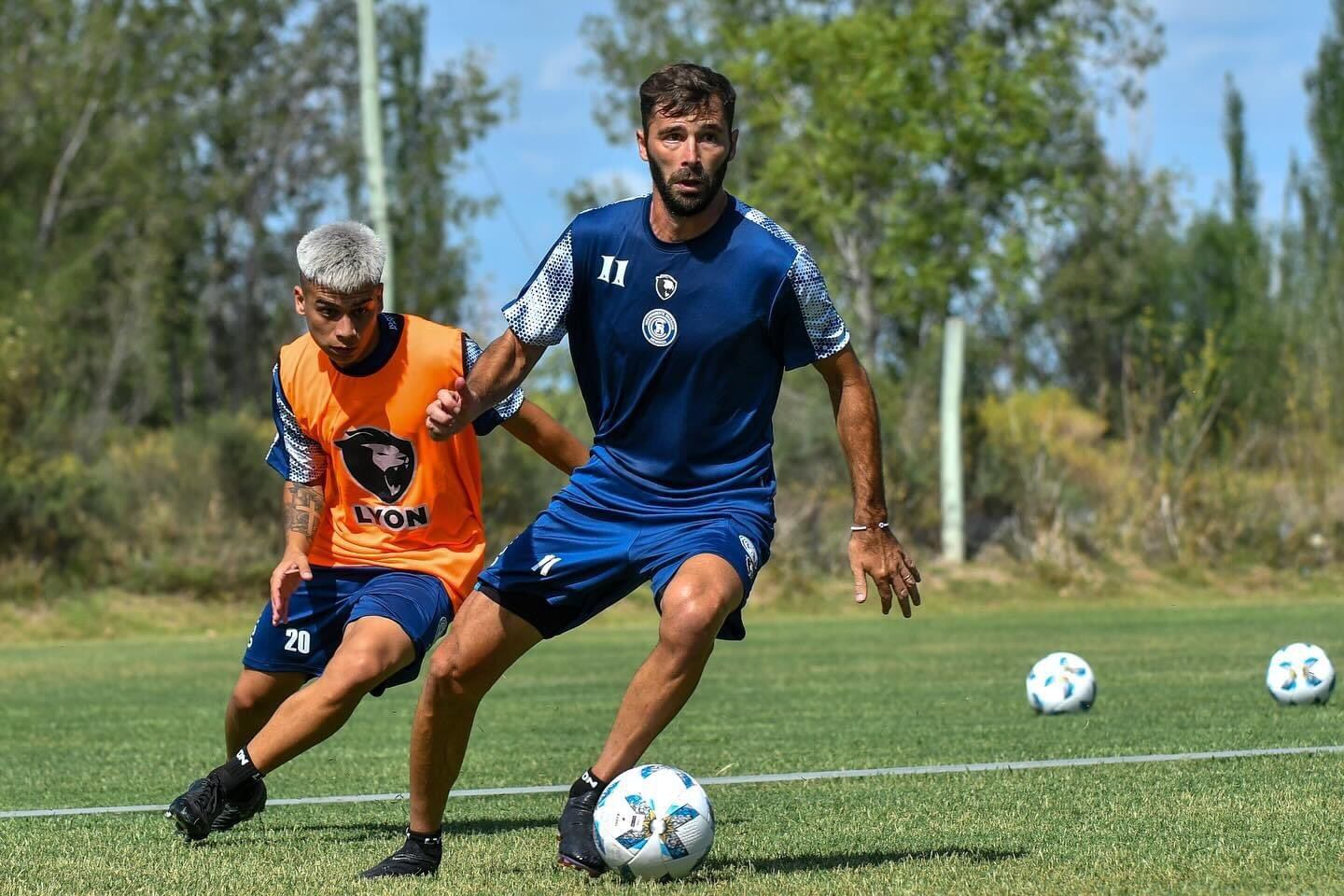 Diego Tonetto volvería a estar entre los titulares ante Talleres.