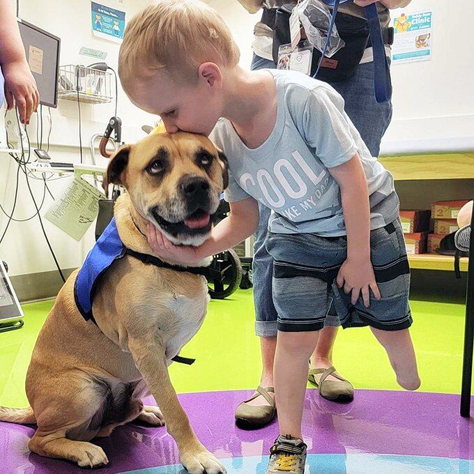 Chance, en pleno trabajo. Foto X / @ShrinersLex